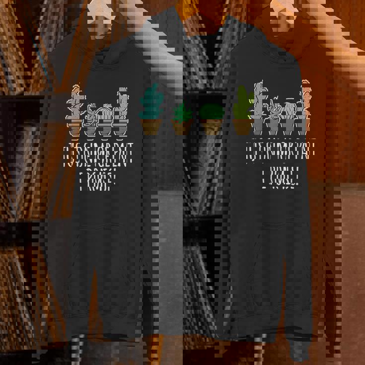 Just One More 植物 多肉植物 サボテン愛好家 Hoodie