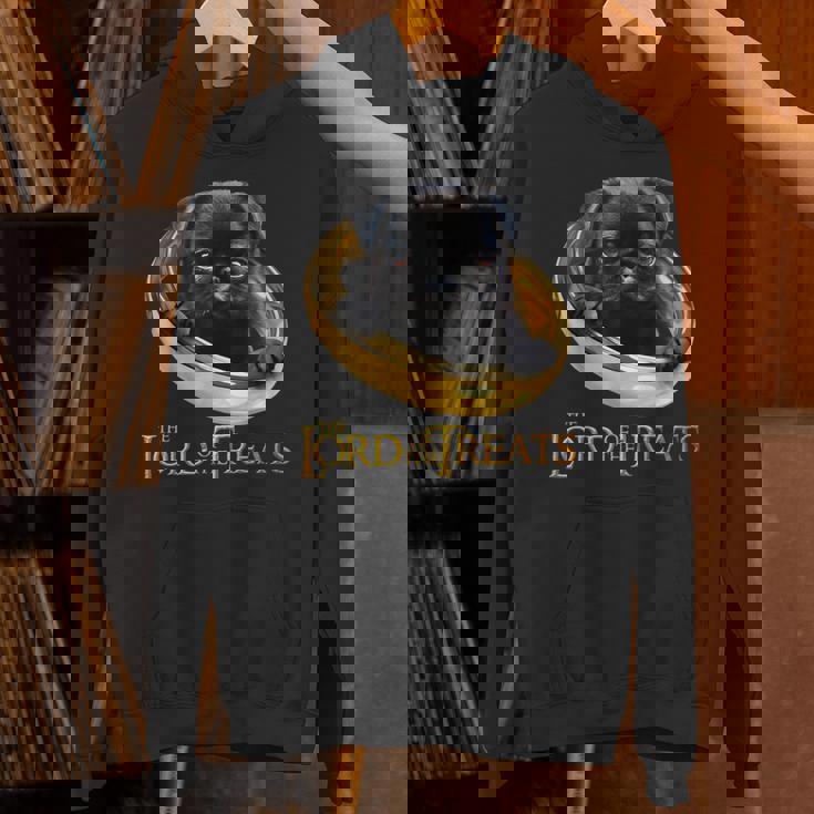 Lord Of The Treats 御馳走の主-クリスマスのための面白い黒いパグ犬 Hoodie