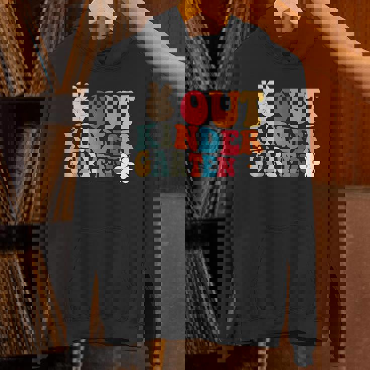 Peace Out 幼稚園 卒業 ピースアウト 幼稚園 Hoodie