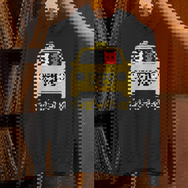 Penredpen タクシーキャット、ラマヌジャンタクシータクシー番号 1729 パーカー