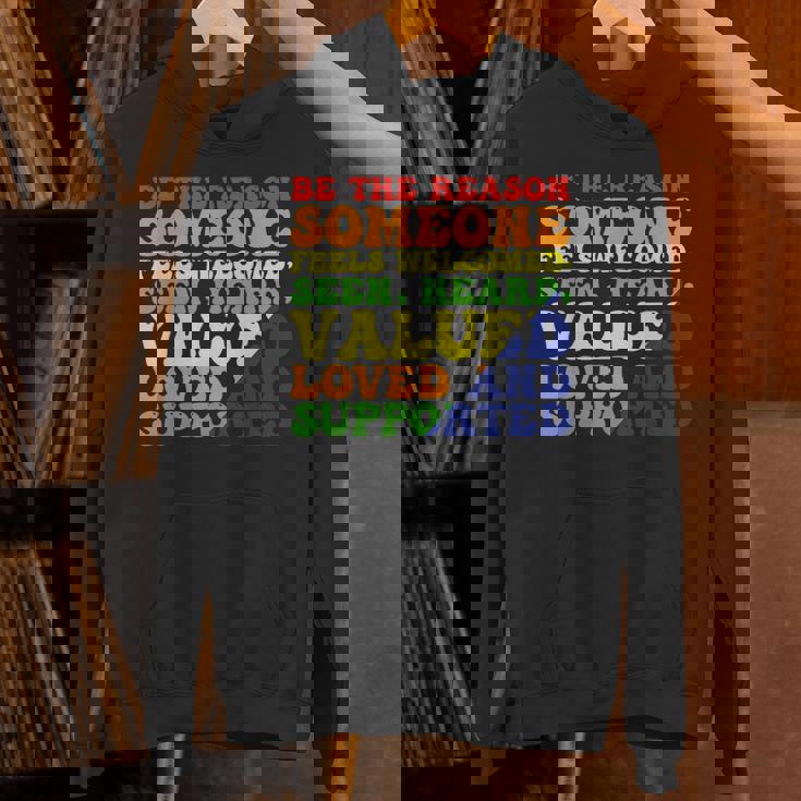 Be The Reason 誰かが歓迎されていると感じる パーカー