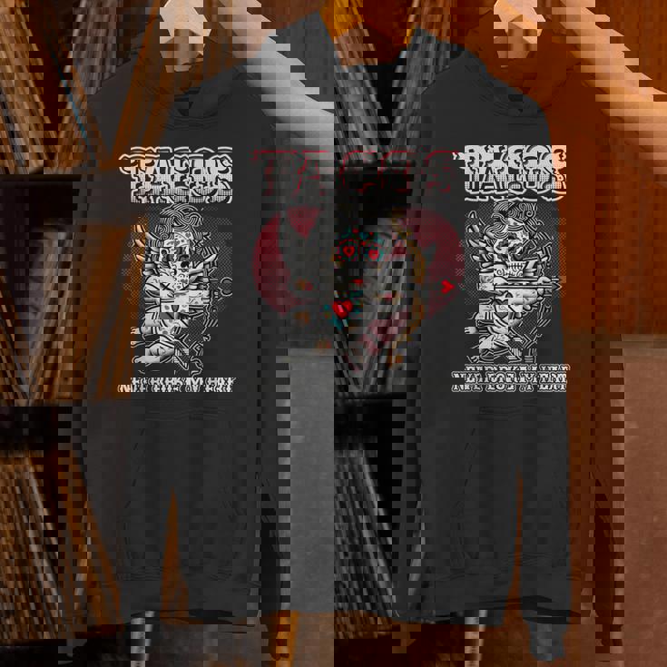 Taco Lovers バレンタインデー シュガースカル キューピッド メキシカンアート パーカー