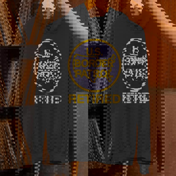 US ボーダー パトロール 退職 面白い アメリカン 愛国心 ユーモア パーカー