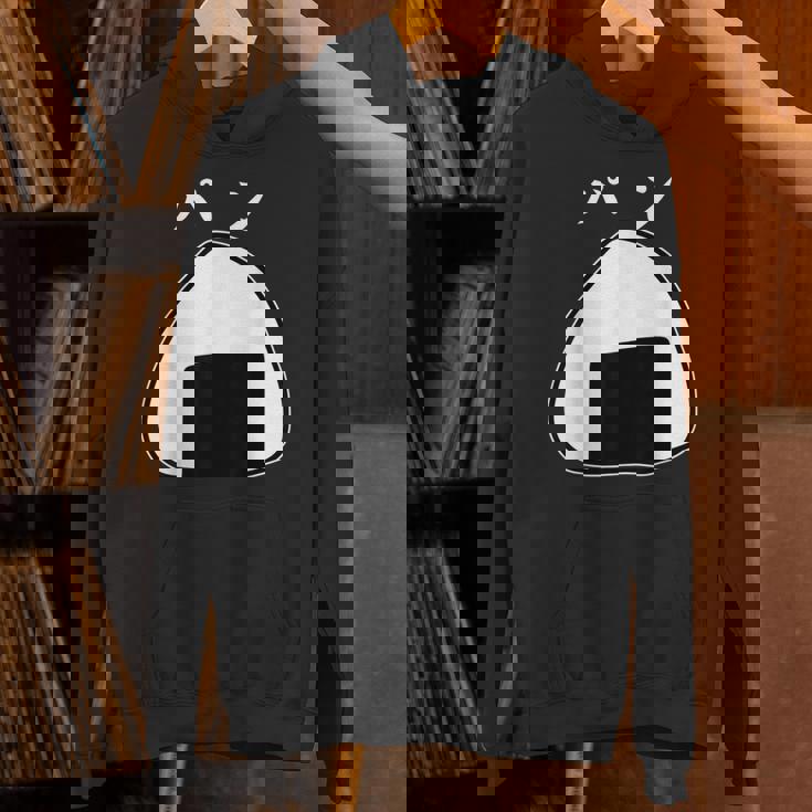 【おにぎりパン】パンとおにぎり：伝統と現代の融合 パーカー