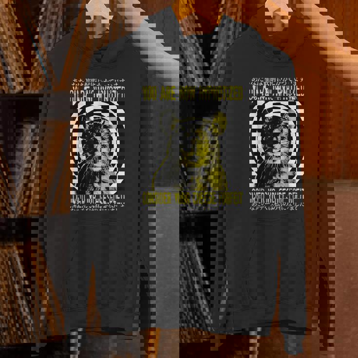 あなたは今、催眠術をかけられた日本ネズミです。 パーカー