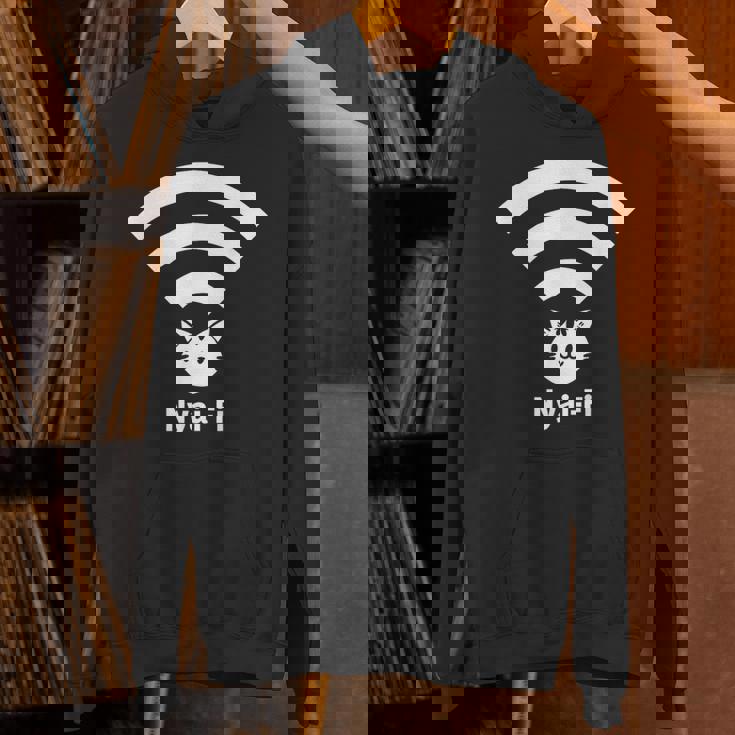 にゃいふぁい 猫 ネコ 猫好き ネコ好き ネコ飼い ネコの飼い主 猫飼い ネコママ ネコパパ ねこ Hoodie