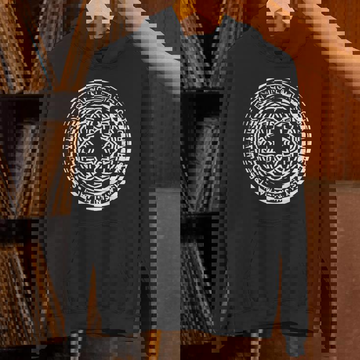 アイラースコッチウイスキー シングルモルト愛好家のためのウイスキーアパレル パーカー