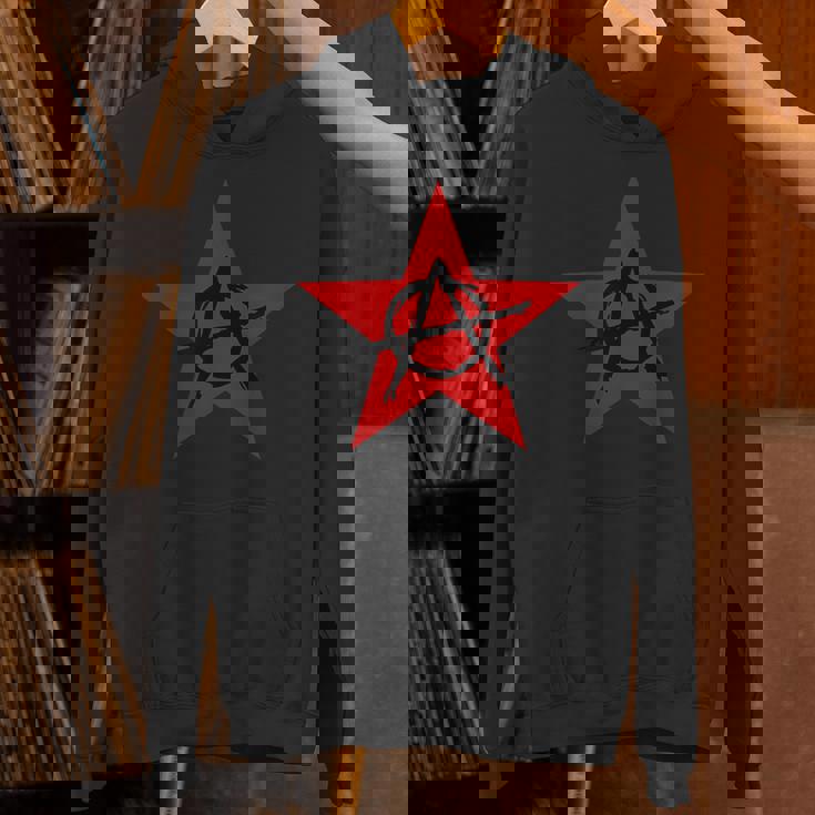 アナーキーサイン、ブラック、レッド、星、海賊、反逆者、パンク、アンチ。 パーカー