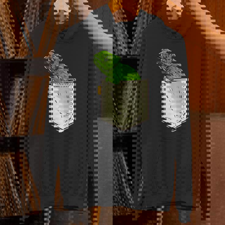 カメレオンポケットバッジ Hoodie