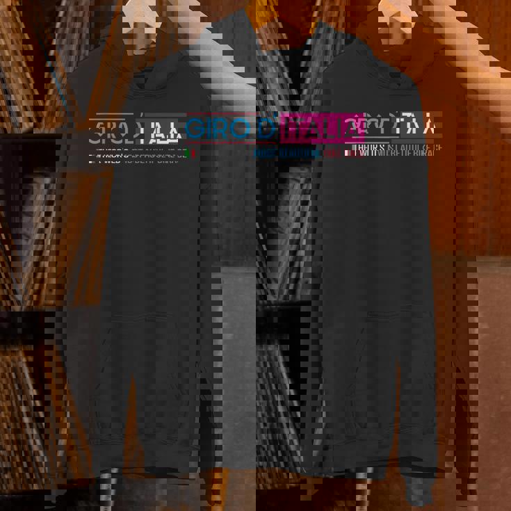 ジロ・ディ・イタリア 世界で最も美しいバイクレース パーカー