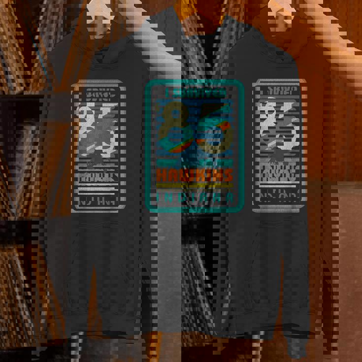 ストレンジャー・シングス ビンテージ デモゴルゴン ポスター ホーキンス インディアナ 85 Hoodie