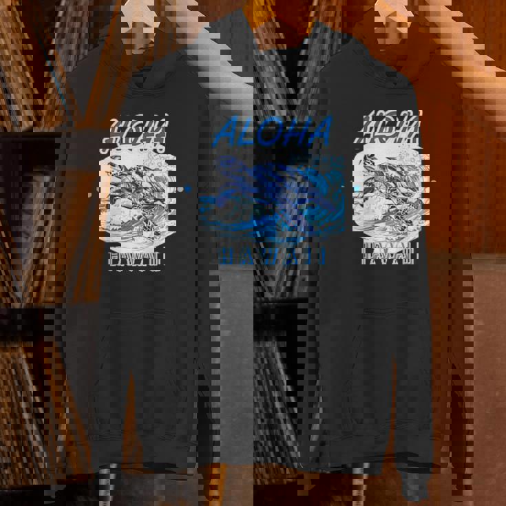 ハワイ ハワイアン ワイキキビーチ サーフボート ヤシの木 アロハ 夏 風景 海好き ウミガメ 波乗り パーカー