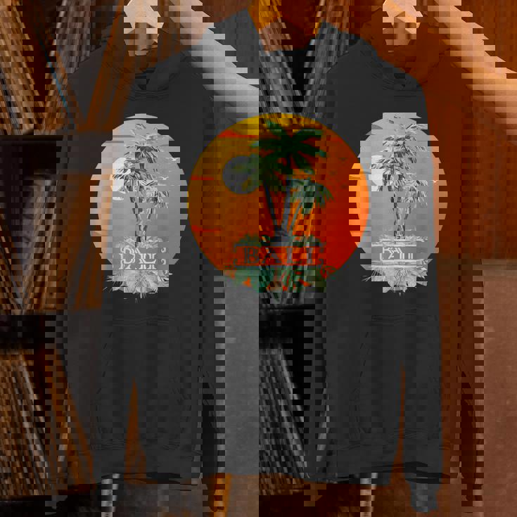 バリ島 熱帯雨林 ジャングル ハイキング ウブド ヌサペニダ ギフト お土産 島 インドネシア 夕日 休暇 ギリ諸島 パーカー