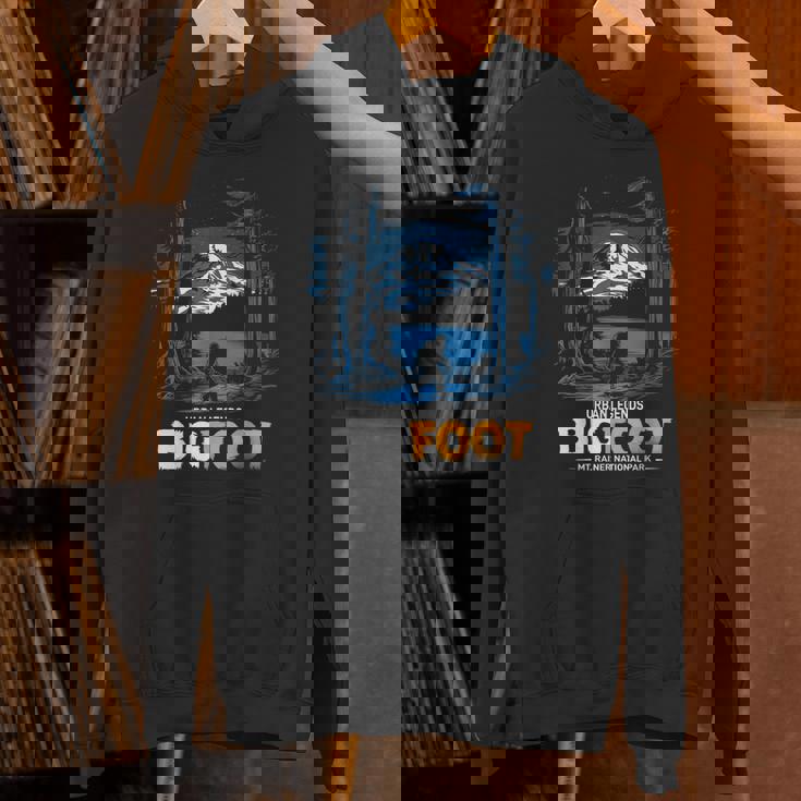 ビッグフット都市神話伝説マウントレイナー国立公園 パーカー