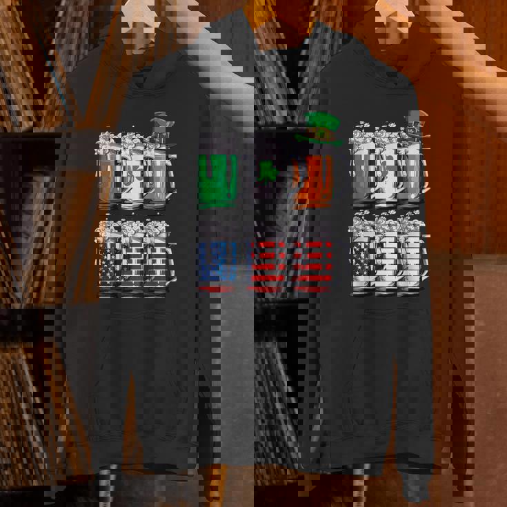 ビール聖パトリックデー メンズ アイルランドのアメリカ国旗 ドリンクマグ パーカー