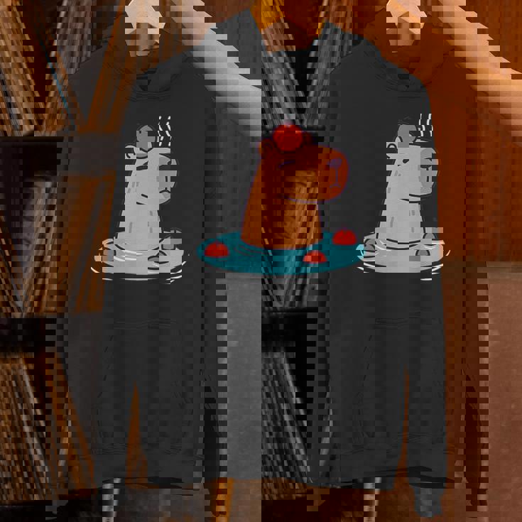 ポケットカピバラ 温泉に浸ける カピバラ Hoodie