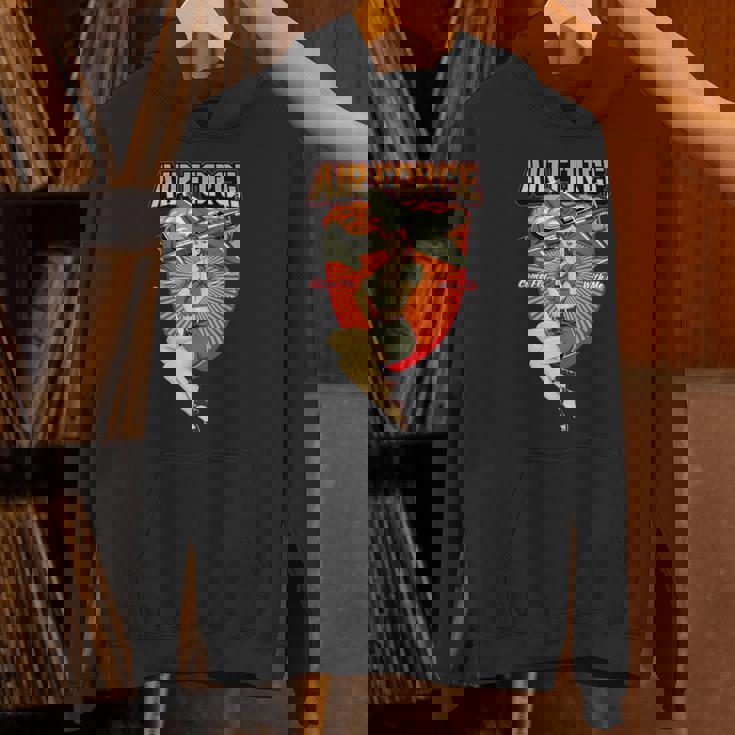 ミリタリーピンナップガール。 Hoodie