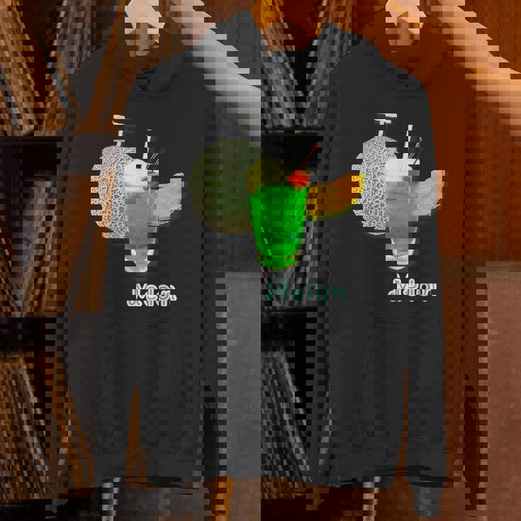 メロン 3 Melon メロンソーダ クリームソーダ カット 『デリシャス フルーツ』果物 リアル 面白い イラスト Hoodie