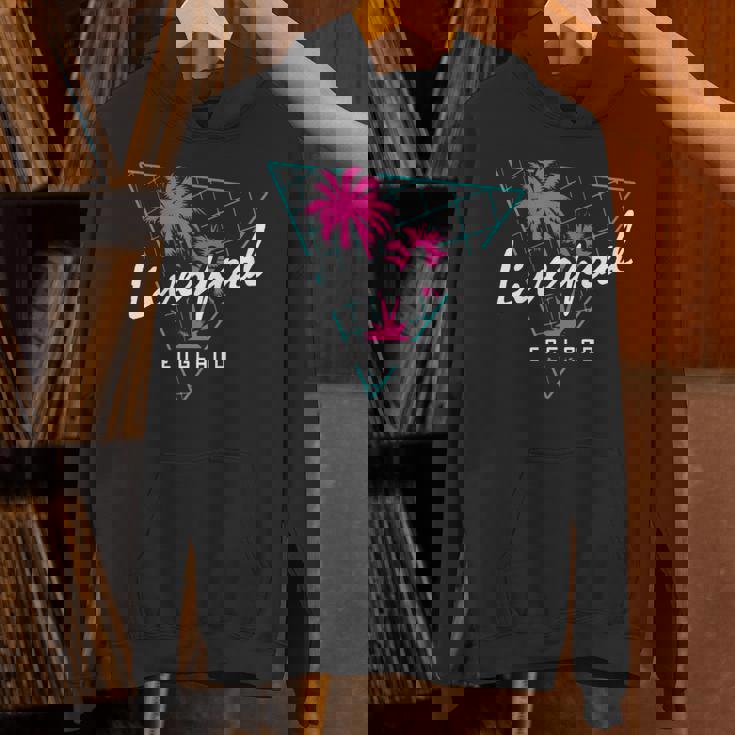 リバプールイングランドレトロ80年代tシャツ パーカー