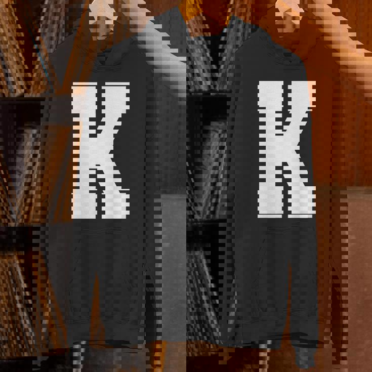 大文字 K アルファベットモノグラム イニシャル Hoodie