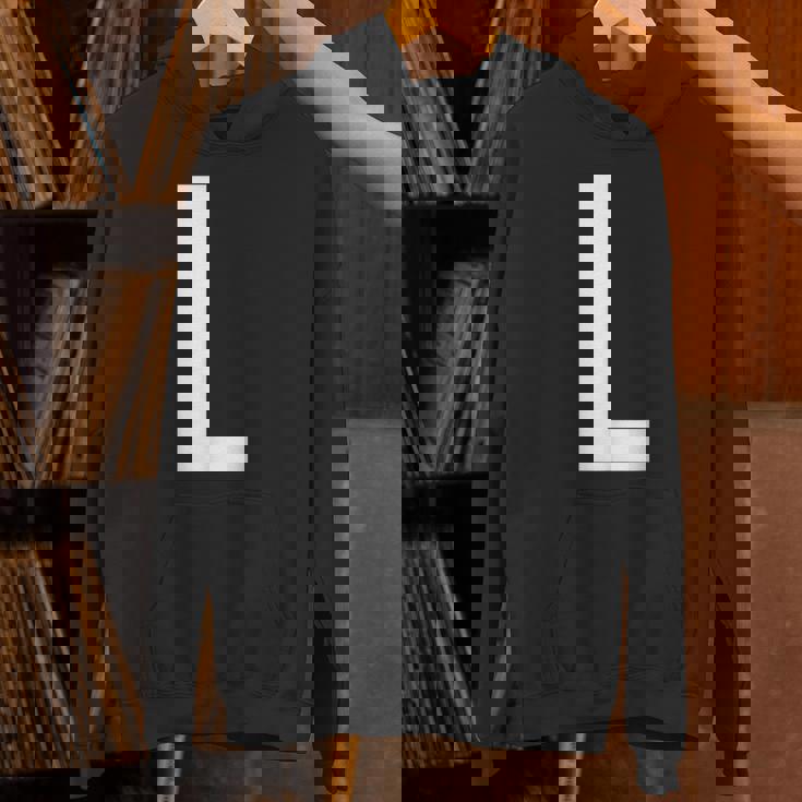 文字l アルファベットモノグラム イニシャル パーカー