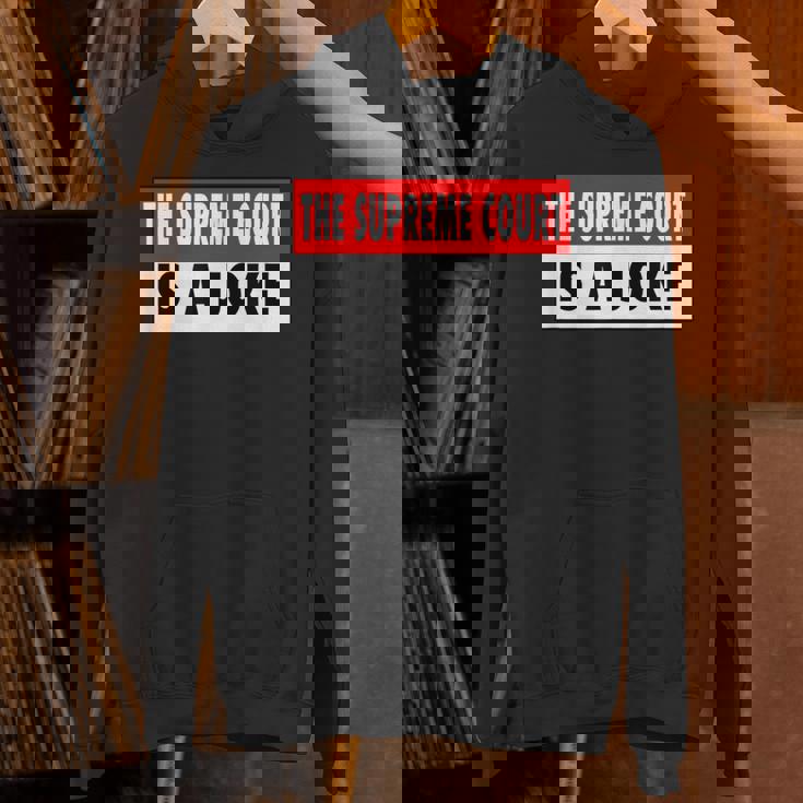 最高裁判所なんて冗談だよ最高に間違ってるシュープリームスのミーム パーカー