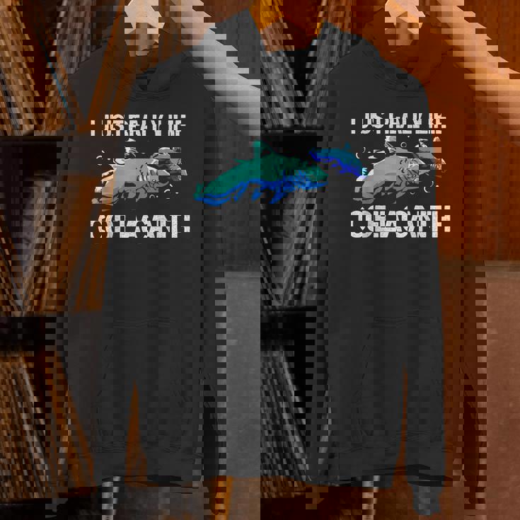 私はシーラカンスが本当に好きです Hoodie