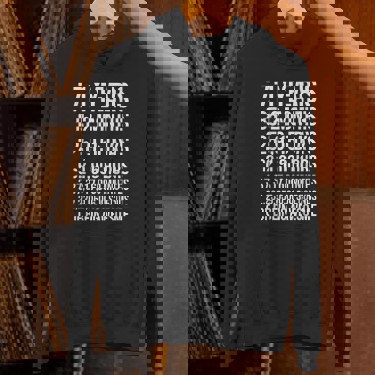 素晴らしい71歳の誕生日ギフト 面白い71歳の誕生日 パーカー