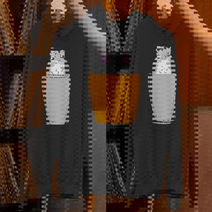 胸ポケットにハムスター パーカー