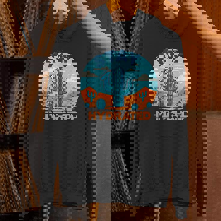 面白いサボテンの水やり-水分補給 パーカー