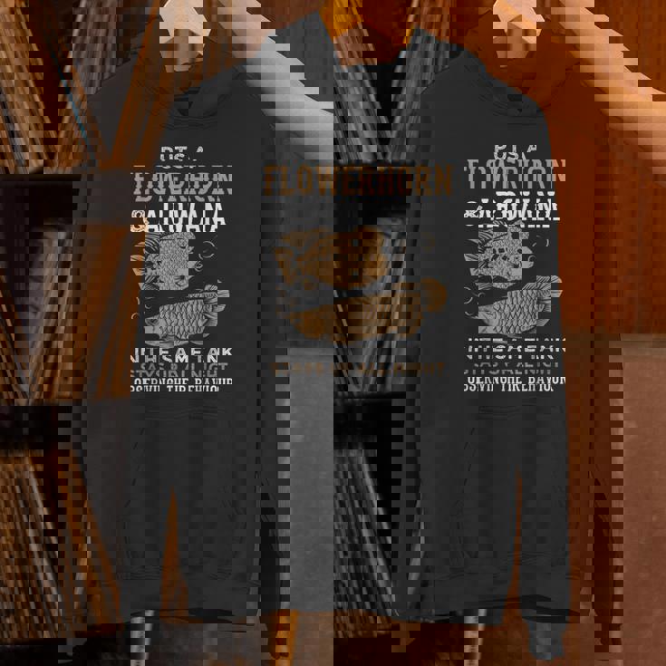面白いフラワーホーンとアロワナのデザイン 魚族館 Hoodie