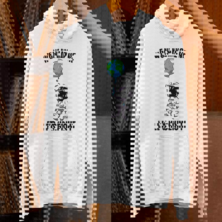 Planets We Only Have One Let's Cherish It 宇宙飛行士 パーカー