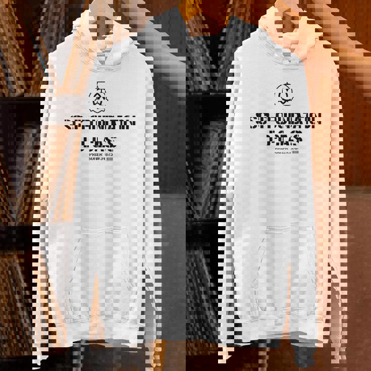 Scp Foundation Dクラス 囚人バーコード Hoodie