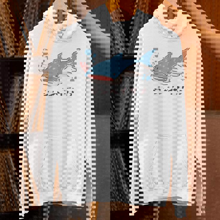 ジンベイザメ ジンベエザメ 甚兵衛鮫 サメの仲間 魚類 簡単 かわいい イラスト ジンベイザメ 好き パーカー