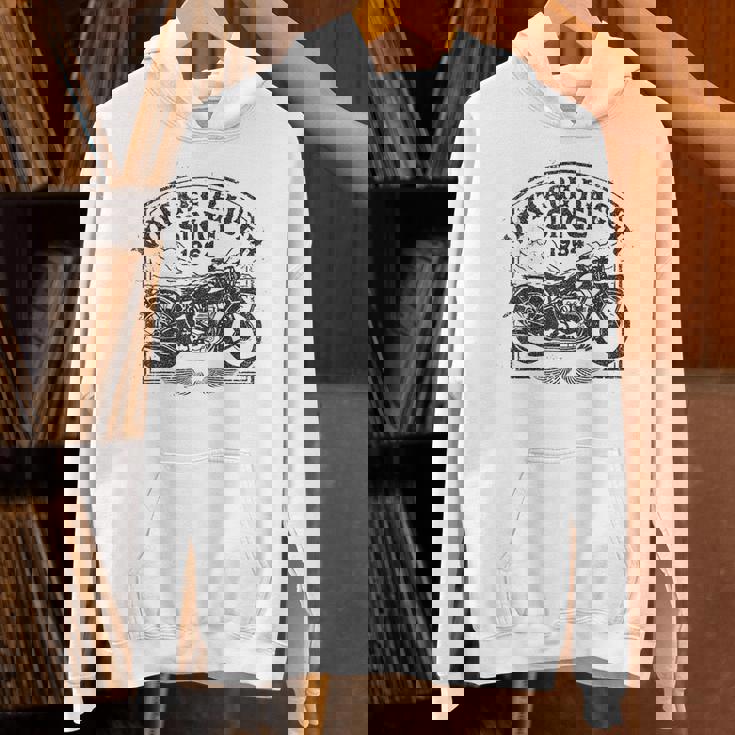 ビンテージレーサー、1964年創業、レトロバイク。オートバイ愛好家。 パーカー