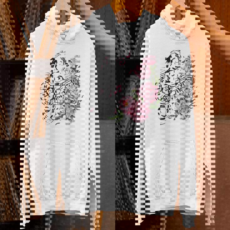 ピアノの鍵盤、音符、花 Hoodie