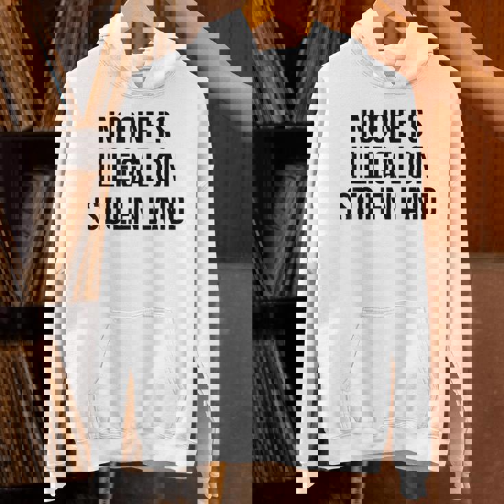 盗まれた土地では誰も違法ではない パーカー