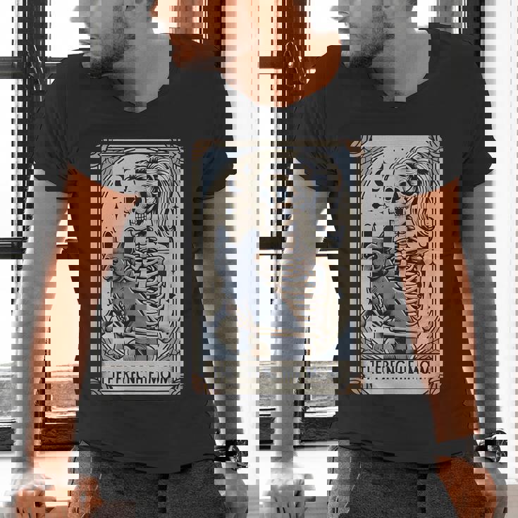 Frenchie Dog Mom Tarot Card French Bulldog Skeleton Mom Men's V-Neck T-Shirt