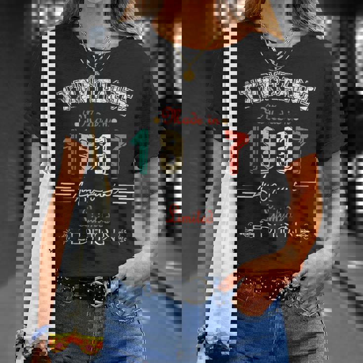 1937年8月生まれ ヴィンテージハッピーバースデー 87歳 Tシャツ 彼女への贈り物