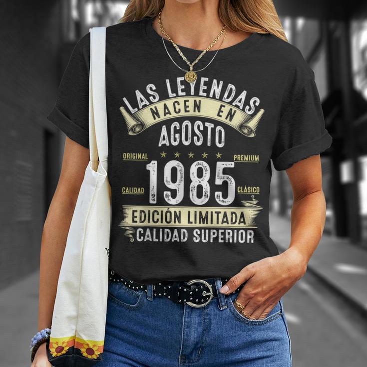 40 Años Cumpleaños Hombre Las Leyendas Nacen En Agosto 1985 Camiseta unisex Regalos para ella