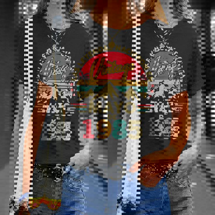 40 Años Cumpleañosintage Nacido En Mayo 1985 Camiseta unisex Regalos para ella