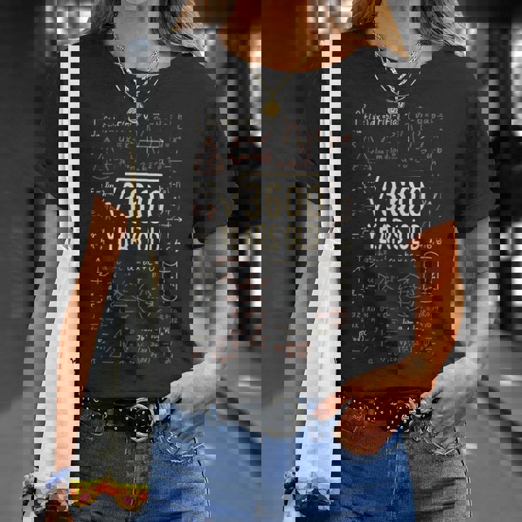 60 Años Cumpleaños Raíz 3600 Mates Ingeniosointage Camiseta unisex Regalos para ella