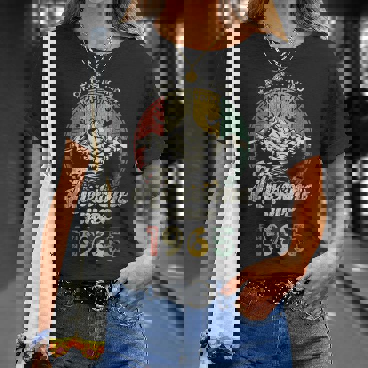 60歳の誕生日 1965年創業のレトロな山々 Tシャツ 彼女への贈り物