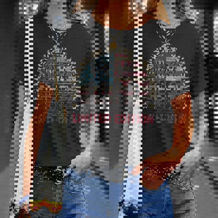 63歳の誕生日プレゼント メンズ ビンテージ 1962年生まれ、63歳 Tシャツ 彼女への贈り物