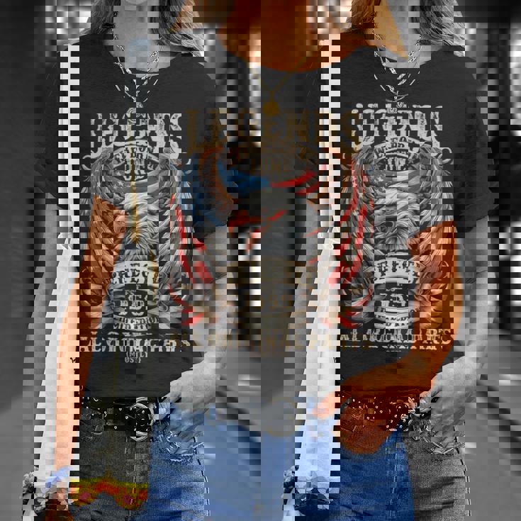 66歳の誕生日プレゼント 男性用 1959年6月 66歳 面白い Tシャツ 彼女への贈り物