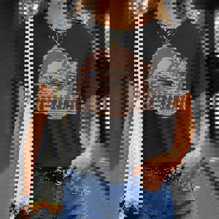 A-4 スカイホーク・アドバーサリー Tシャツ 彼女への贈り物