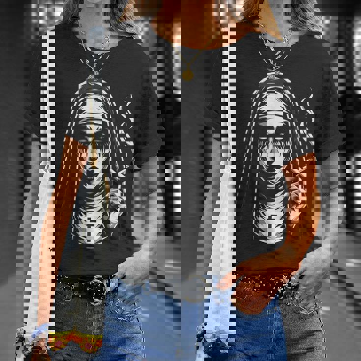 Badmoking Nun オカルトゴス 魔術&ホラー ゴシック Tシャツ 彼女への贈り物