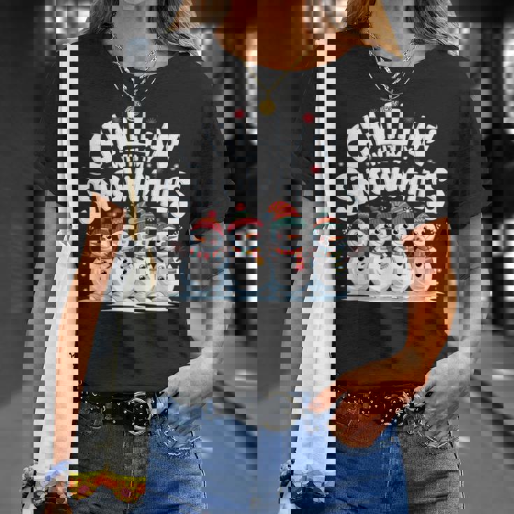 Chilling With Mynowmies 冬の雪だるまファミリーデザイン Tシャツ 彼女への贈り物