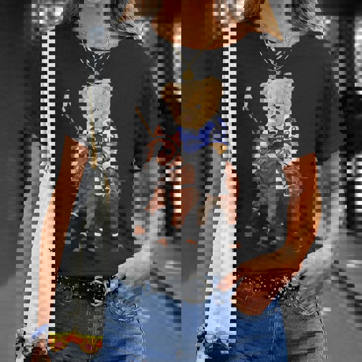 Cool Teddy Bear Playing Horse Polo Game Illustration Graphic Tシャツ 彼女への贈り物