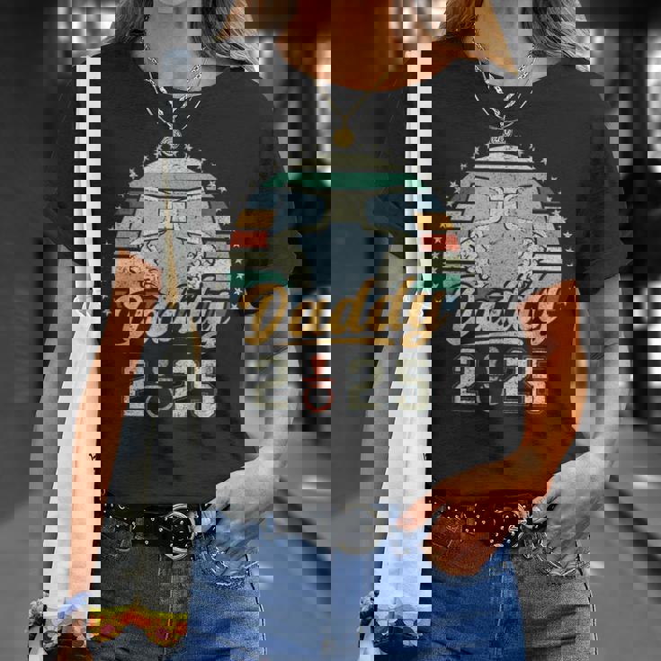 Daddy 2025 、初めてのパパ、初めての父の日 Tシャツ 彼女への贈り物